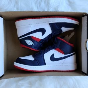 Jordan 1 Mid Se USA Size 3.5